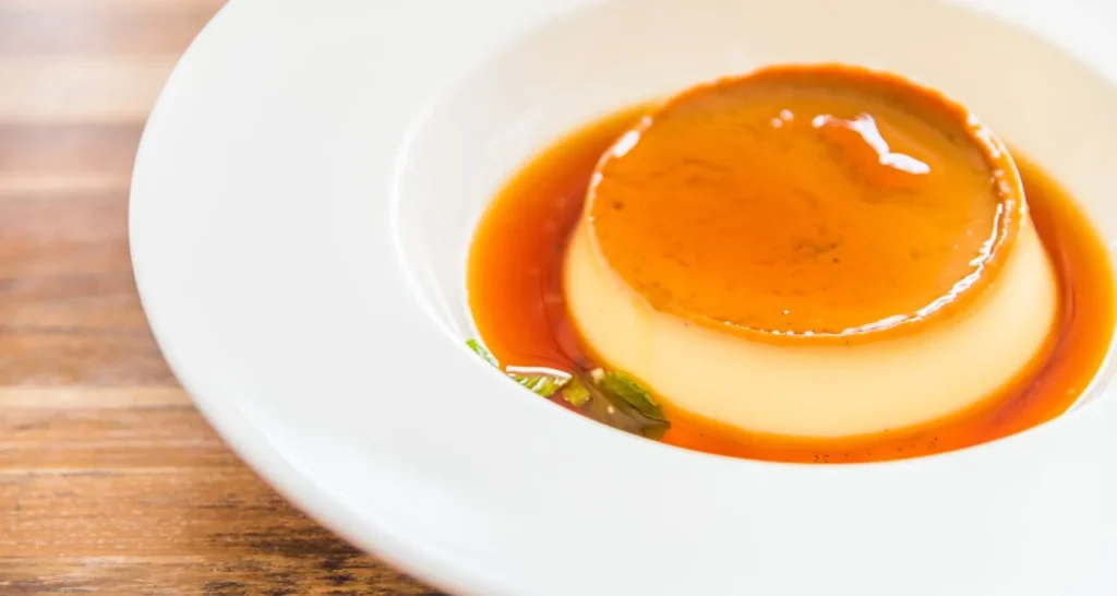 Flan de caramelo clásico