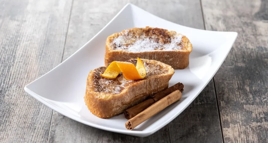 Torrijas: El Desayuno que se Convirtió en Postre